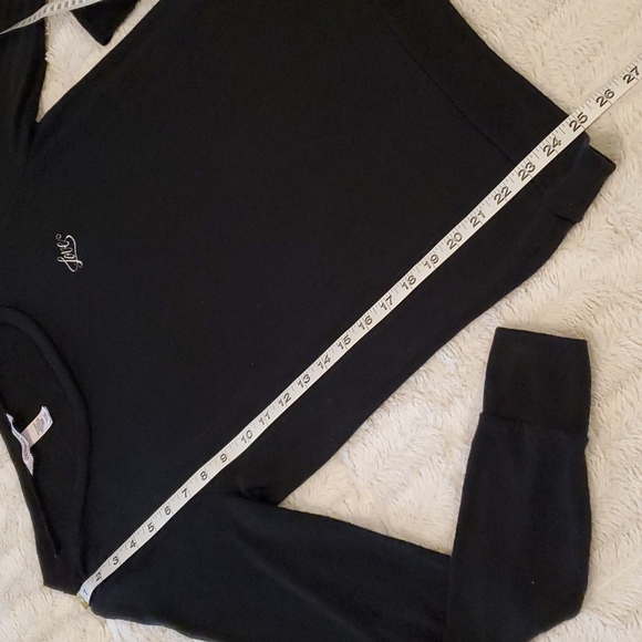 Victoria's Secret long sleeve love logo shirt - Picture 4 of 7